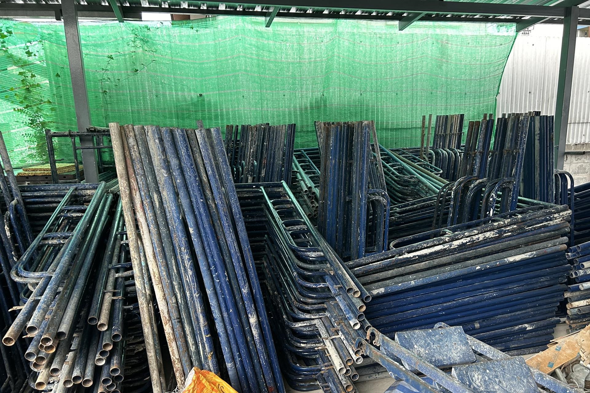 นั่งร้านมือสอง